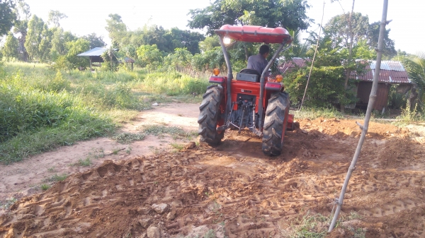 ขายรถไถคูโบต้า L3608 มีใบมีดดันดินผาลพรวนพร้อมใช้งานครับ