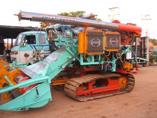 ขายรถเกี่ยวข้าวไทยเจริญ อุ้ม 2.5 ตัน เครื่องยนต์ JO8C เทอร์โบ 260 แรงม้า ปั้มไดกิ๊นส์ เบอร์ 23