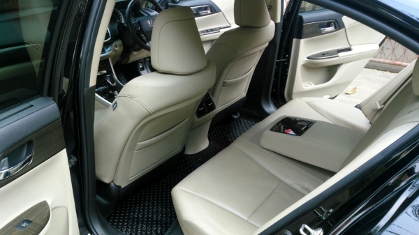 ขาย HONDA ACCORD G9 ตัวปัจจุบัน สีดำ รุ่น 2.0EL ขาย HONDA ACCORD G9 ตัวปัจจุบัน สีดำ รุ่น 2.0EL