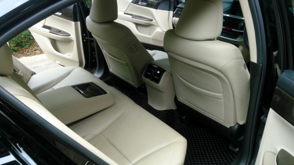 ขาย HONDA ACCORD G9 ตัวปัจจุบัน สีดำ รุ่น 2.0EL ขาย HONDA ACCORD G9 ตัวปัจจุบัน สีดำ รุ่น 2.0EL