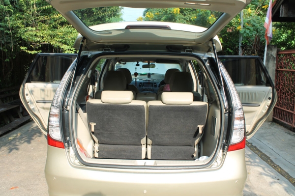 2009 Mitsubishi Spacewagon GLS Limited 2009 Mitsubishi Spacewagon GLS Limited