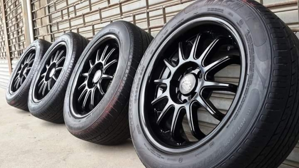 ล้อ SSW ขอบ 15 4รู100/114 ยาง Thunderer ดอกเต็มๆ