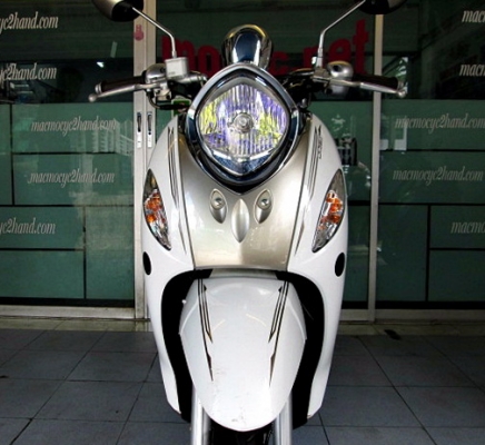 wave 125 i สีขาว สวย พิมนิยม สต๊าทเท้า รถเดือน กุมภาพันธ์ ปี57ไมล์ 8 พันโล  แถม 3 รายการ 32900