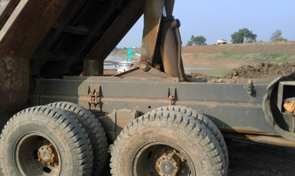 ฝากขาย 850,000บ สิบล้อ มิตซู ไอ้หลง FN527-ปี40TF-61&times;&times;&times; 220โบว์ เบรคเกียร์ใหญ่10สปีส ดั้ม KC สภาพดีสวยบางเดิมทั้งคันพร้อมใช้งาน ทะเบียนพร้อมโอน