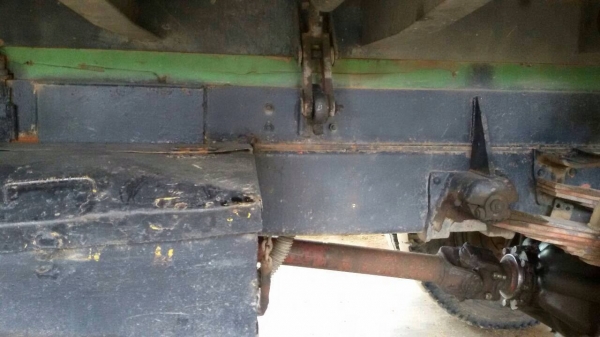 หกล้อดั้มหัวยาว