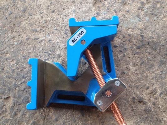 ขาย ปากกาเข้ามุมฉาก