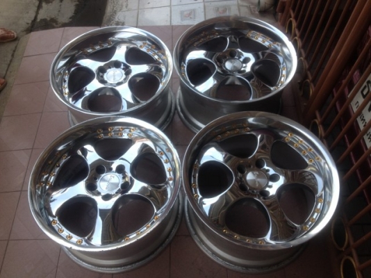 ล้อเเท้ RAYS หมุดทองขอบ18หน้า9หลัง10อ๊อฟ37กับ39 5รู114สีเดิมยุ่นสภาพสวย
