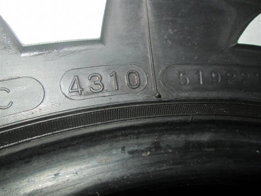 ขายยางmaxxis bighorn 764 mudterrian 31x10.5x15 4 เส้น ขายยางmaxxis bighorn 764 mudterrian 31x10.5x15 4 เส้น