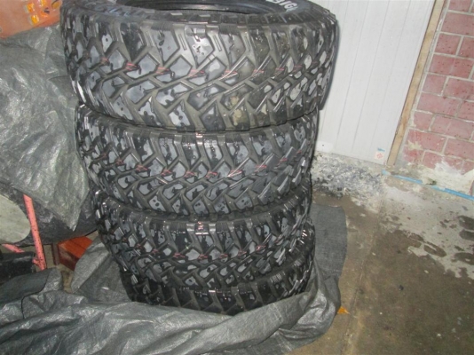 ขายยางmaxxis bighorn 764 mudterrian 31x10.5x15 4 เส้น ขายยางmaxxis bighorn 764 mudterrian 31x10.5x15 4 เส้น