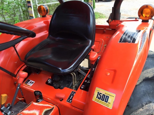 ขายรถไถ Kubota L3608(4WD) พร้อมใบมีดและผานพรวนช้าง รถพร้อมใช้งาน