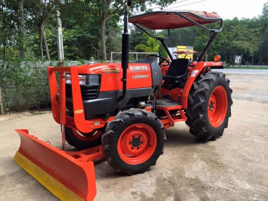 ขายรถไถKubota L4508DI (4WD) พร้อมใบมีดหน้าและผานพรวนLCS 24x6 ใหม่ รถพร้อมใช้งาน