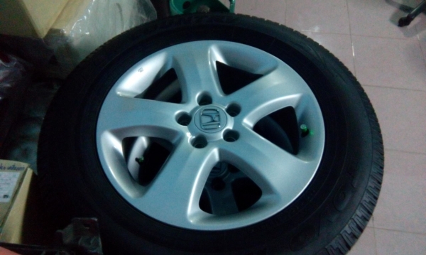 .แม้กcrv g3 พร้อมยาง พร้อมยางtoyo japan