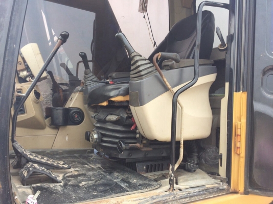 ขายรถแบคโฮ CATERPILLAR 320CCAMC (ญี่ปุ่น) เล่มทะเบียน สนใจโทร 081-970-1072
