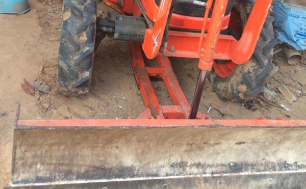 **415,000 บ.ต่อรอง/// รถไถ2เพลา KUBOTA L4708 4WD ปี55 เดิมบาง **ขาย KUBOTA L4708 4WD รถไถ2เพลา 47แรง ปี55 สภาพเดิมบาง พร้อมลุย FARM TRACTOR KUBOTA L4708 47HP 4WD 2เพลา 47แรงม้า 4สูบแบบตั้ง ปี 55 เครื่องเดิม เกียร์เดิม เครื่องแน่น แรง ไม่เยิ้ม เกียร์ดี ไม่