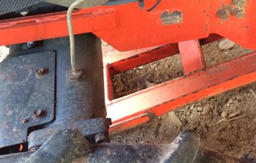 **415,000 บ.ต่อรอง/// รถไถ2เพลา KUBOTA L4708 4WD ปี55 เดิมบาง **ขาย KUBOTA L4708 4WD รถไถ2เพลา 47แรง ปี55 สภาพเดิมบาง พร้อมลุย FARM TRACTOR KUBOTA L4708 47HP 4WD 2เพลา 47แรงม้า 4สูบแบบตั้ง ปี 55 เครื่องเดิม เกียร์เดิม เครื่องแน่น แรง ไม่เยิ้ม เกียร์ดี ไม่