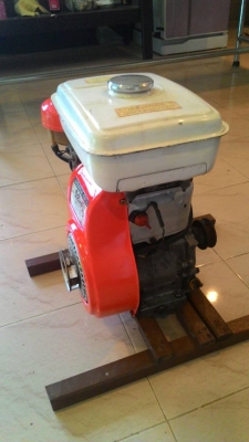 ขายด่วน เครื่อง HONDA 5.2 เเรง สภาพดี เครื่องเเน่นๆ 2500 บาท