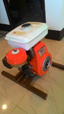 ขายด่วน เครื่อง HONDA 5.2 เเรง สภาพดี เครื่องเเน่นๆ 2500 บาท