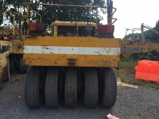 เล่มทะเบียนรถสวยพร้อมใช้ราคา  350,000