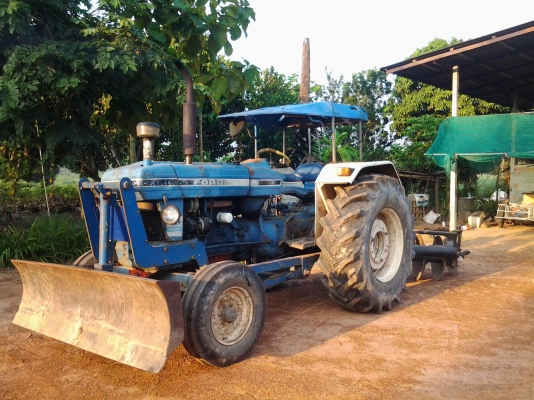 รถไถฟอร์ด 6610 T5 ดันหน้า ผาน7  CMT