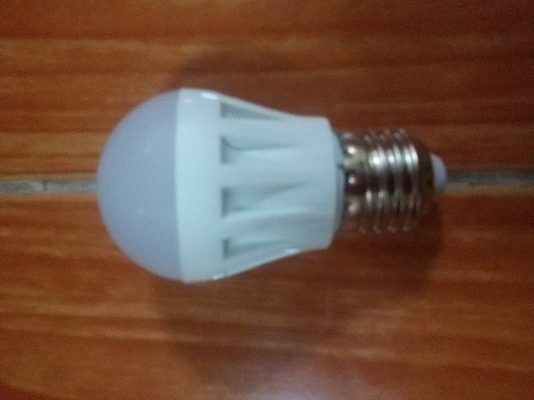 หลอดไฟฟ้า LED  ราคาถูก