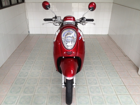 Scoopy-i ลายClassic โฉมปัจจุบัน วิ่ง7000 ปี57 (ของแถม 4 รายการ) Scoopy-i ลายClassic โฉมปัจจุบัน วิ่ง7000 ปี57 (ของแถม 4 รายการ)