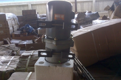 ขายตัวดักน้ำ ราคา  1300บาท โทร 0906208746  โทร0920976322