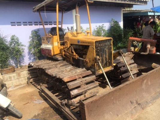 D2PL D2-5 ใบมีดสไลค์ได้ เอียงซ้ายขวา คว้ำหน้าหลัง บรูซโซ่ใหม่หมด เฟืองพ็อกเก็ตใหม่ ใบดีไม่มีหัก เครื่องไม่กินน้ำมันเครื่อง หม้อน้ำดีไม่ร้อนทะลวงมาใหม่ เลี้ยวซ้ายขวาปกติ ปั้มดี ไฟชาร์ทดี เเบตเตอร์รี่พร้อม