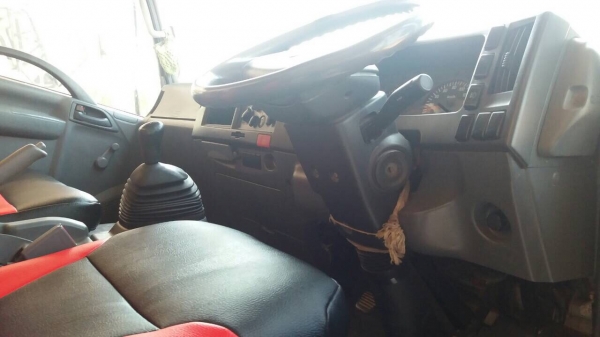 ขายรถบรรทุก ISUZU ELF NQR 175 ปี53 ยาว 5.50 ม พร้อมใช้งานครับ