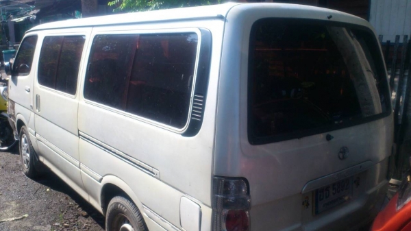 ขายรถตู้ Toyota hiace ขายรถตู้ Toyota hiace