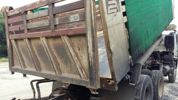 สิบล้อ ฮีโน่ 320ปี52 แม่ลูก3เพา ดั้มสามมิตรแท้ สภาพดีสวยจัดบางเดิมทั้งคันพร้อมใช้งาน ทะเบียนพร้อมโอน สิบล้อ ฮีโน่ 320ปี52 แม่ลูก3เพา ดั้มสามมิตรแท้ สภาพดีสวยจัดบางเดิมทั้งคันพร้อมใช้งาน ทะเบียนพร้อมโอน