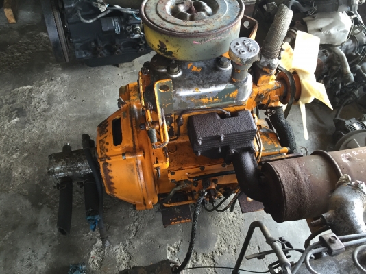 ขายเครื่องแบ็คโฮยี่ห้อยันม่าร์เก่ารุ่น 2TR20Lขนาด20แรงม้าญี่ปุ่นสำหรับใส่แบ็คโฮ PC20 พร้อมปั้มไฮดรอลิคสภาพสวย