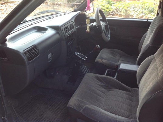 ขายรถนิสสันปี 95 จอโค้งแท้ (ฝาแดง) เครื่อง2500 พวงมาัลยเพาว์โรงงานแท้ สภาพสวยพร้อมใช้ ขายรถนิสสันปี 95 จอโค้งแท้ (ฝาแดง) เครื่อง2500 พวงมาัลยเพาว์โรงงานแท้ สภาพสวยพร้อมใช้