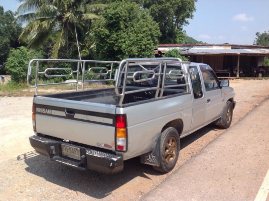 ขายรถนิสสันปี 95 จอโค้งแท้ (ฝาแดง) เครื่อง2500 พวงมาัลยเพาว์โรงงานแท้ สภาพสวยพร้อมใช้ ขายรถนิสสันปี 95 จอโค้งแท้ (ฝาแดง) เครื่อง2500 พวงมาัลยเพาว์โรงงานแท้ สภาพสวยพร้อมใช้