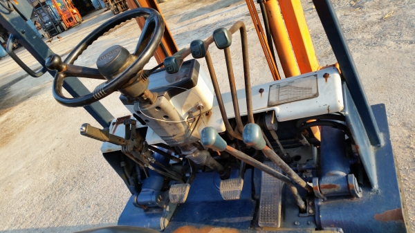 ขายด่วนรถยก TOYOTA 5FGยก2.0ตันเสาสูง3เมตรงาสไลย์ได้งายาวมากยางตัน4เส้นรถนอกนำเข้ายังไม่เคยใช้งานในเมืองไทยเลย=รุ่นใหม่ขายถูกๆๆ