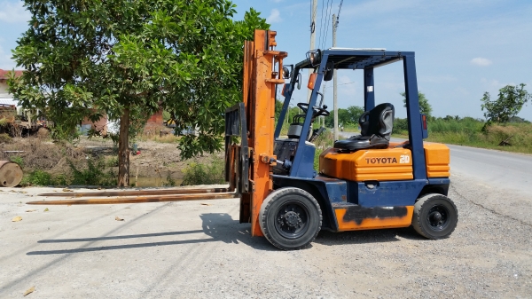 ขายด่วนรถยก TOYOTA 5FGยก2.0ตันเสาสูง3เมตรงาสไลย์ได้งายาวมากยางตัน4เส้นรถนอกนำเข้ายังไม่เคยใช้งานในเมืองไทยเลย=รุ่นใหม่ขายถูกๆๆ