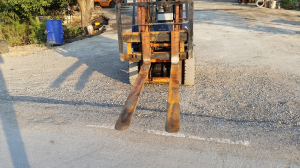 ขายด่วนรถยก TOYOTA 5FGยก2.0ตันเสาสูง3เมตรงาสไลย์ได้งายาวมากยางตัน4เส้นรถนอกนำเข้ายังไม่เคยใช้งานในเมืองไทยเลย=รุ่นใหม่ขายถูกๆๆ