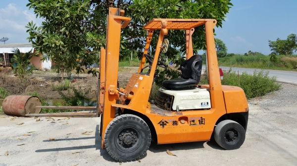 ขายด่วนรถยก TOYOTA 3FGยก2.5ตันเสาสูง3เมตรรถนอกนำเข้ายังไม่เคยใช้งานในเมืองไทยเลย=รุ่นใหม่ขายถูกๆๆ