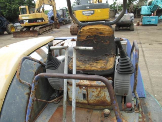 .ขายรถเก่านอกแท้ 100\% KOMATSU รุ่น : PC45MR-1 มีเอกสารอินวอย .ขายรถเก่านอกแท้ 100\% KOMATSU รุ่น : PC45MR-1 มีเอกสารอินวอย