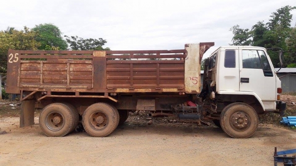 ขายอีซูซุ เครื่อง6hl1 205แรงม้า ขายอีซูซุ เครื่อง6hl1 205แรงม้า