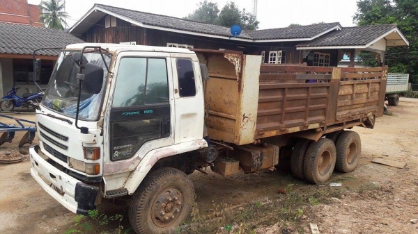 ขายอีซูซุ เครื่อง6hl1 205แรงม้า ขายอีซูซุ เครื่อง6hl1 205แรงม้า