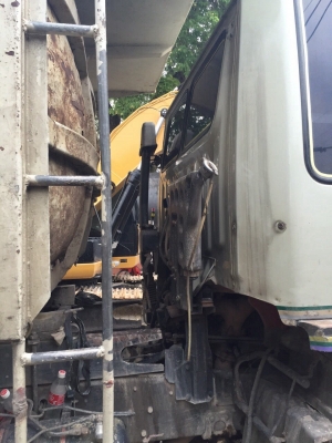 ขายรถ10ล้อดั้มพ์ HINO FM227LD เครื่อง 220แรงม้า ปี35 หัวไฮเทค สนใจโทร 081-970-1072