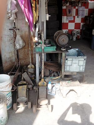 -ขายเหมาอุปกรณ์ร้านประยางและถ่วงยางรถยนต์