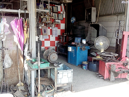 -ขายเหมาอุปกรณ์ร้านประยางและถ่วงยางรถยนต์