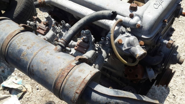 เครื่องอัลฟ่าโรมิโอ 15,000บาท