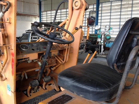 Komatsu sd10สภาพดีพร้อมใช้เก่าญี่ปุ่นเครื่องดีเซลราคาไม่แพงครับ