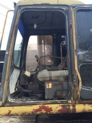 ขายแบคโฮ KOMATSU PC200-6 SERIAL NO.83XXX อินวอล สนใจโทร 081-970-1072