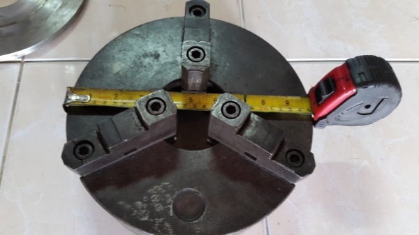 3 จับ 10 นิ้ว แท่นกลึง ฟันกลับได้ ฟันแน่น พร้อมใช้ สภาพสวยๆๆๆ 6,000