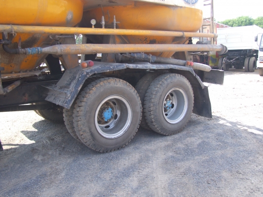 รถเต้าปูน รถเต้าปูน