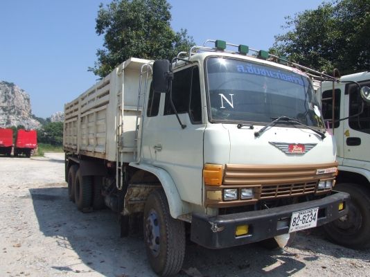 รถ 2 เพลา ดั้ม รถ 2 เพลา ดั้ม