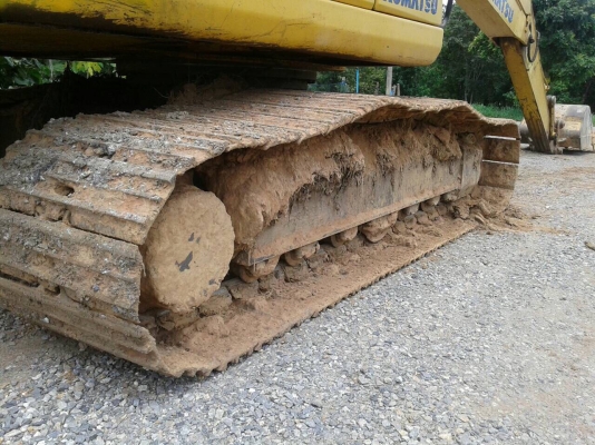 ขาย โคมัตสุ PC200-7 ชั่วโมง14XXX รถปี2006 เครี่องปั้มผ่านช่วงล่างเต็ม เอวไม่หลวม เอกสารครบพร้อมใช้งาน